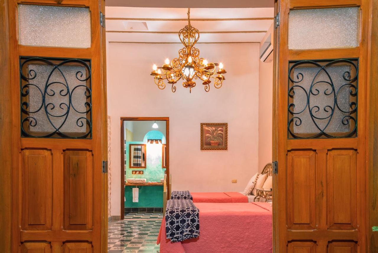 Casa Vicenta Izamal Hotel Bagian luar foto